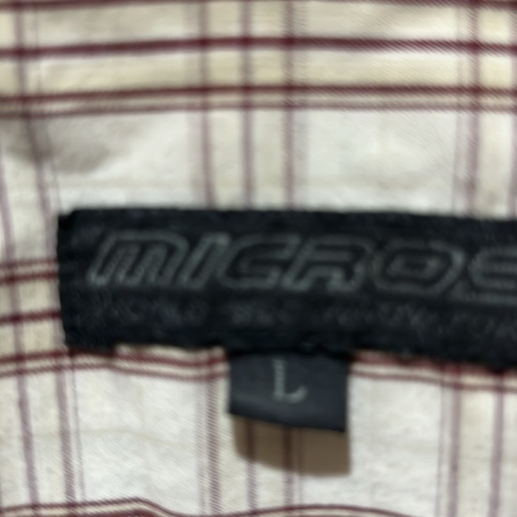 This a classic version barge button down shirt looks brand new - Picture 2 of 3